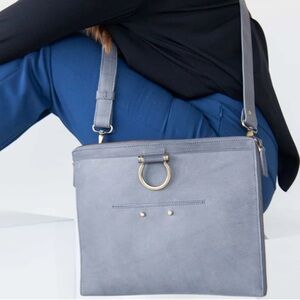 Sapahn Gray Laptop Bag M XL Crossbody Women’s Large lightly used Wolf & Badger